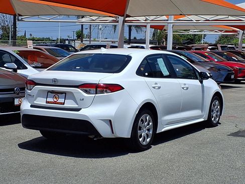 Certified 2025 Toyota Corolla LE FWD image 4