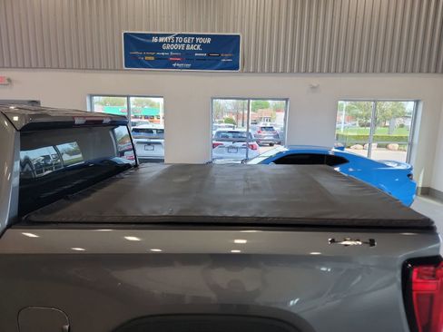 Used 2021 GMC Sierra 1500 Elevation AWD/4WD image 28