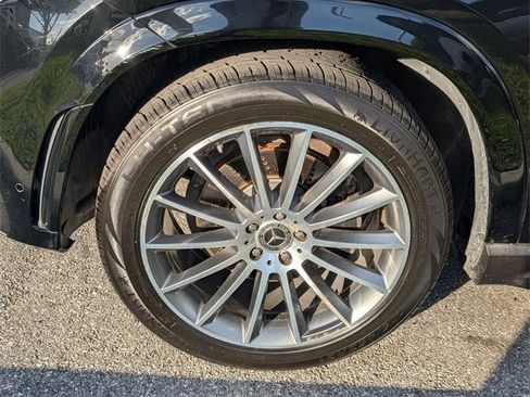 Used 2020 Mercedes-Benz GLE 350 4MATIC image 4