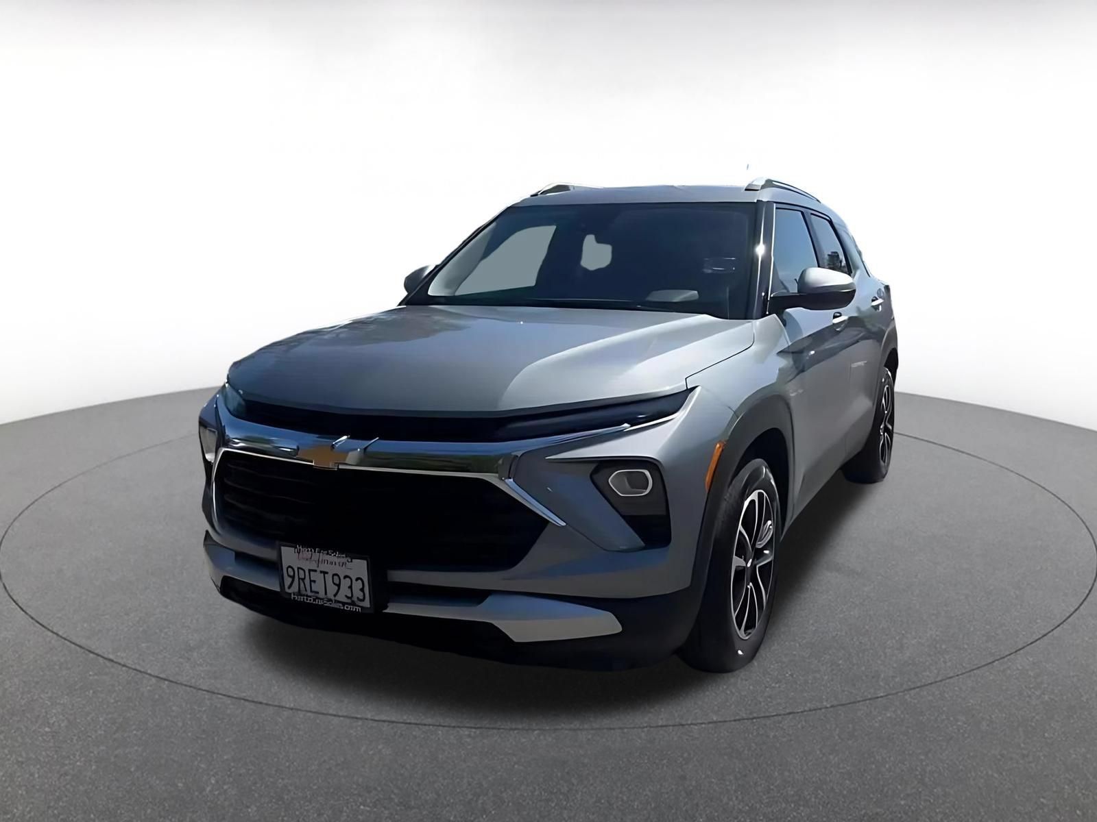 Used 2025 Chevrolet TrailBlazer LT FWD image 6