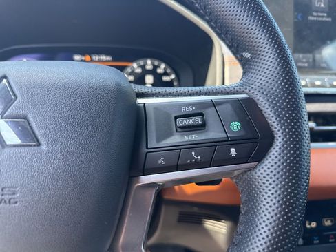 Used 2022 Mitsubishi Outlander SEL AWD/4WD image 8