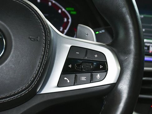 Used 2023 BMW X6 xDrive40i w/ M Sport Package image 40