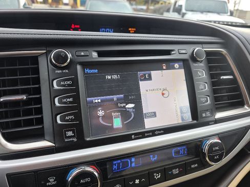 Used 2019 Toyota Highlander Limited AWD/4WD image 20
