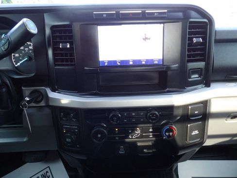 Used 2023 Ford F350 XLT AWD/4WD image 23