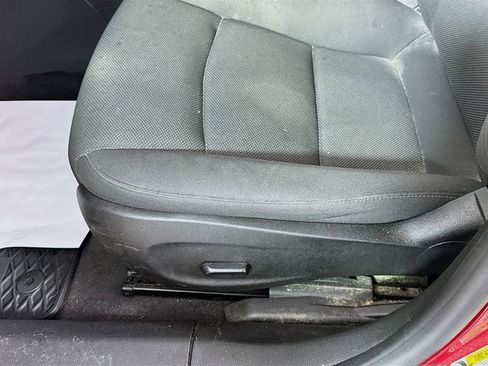 Used 2012 Chevrolet Cruze LT image 19