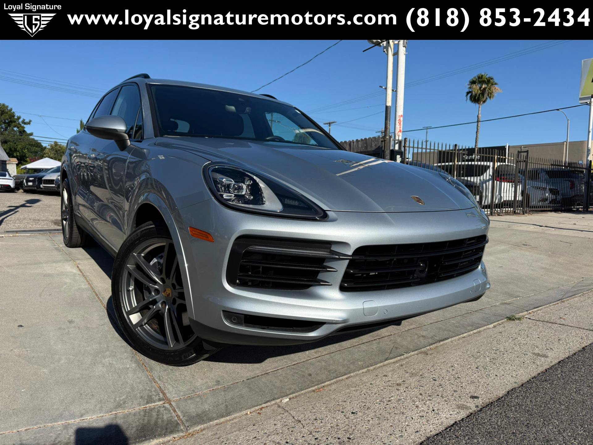 Used 2021 Porsche Cayenne AWD/4WD image 1