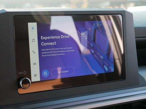 Certified 2025 Toyota 4Runner TRD Off-Road image 23