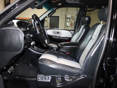 Used 2003 Ford F150 Harley-Davidson RWD image 9