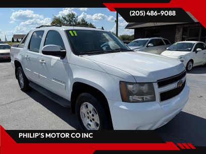Used 2011 Chevrolet Avalanche LT w/ Luxury Package