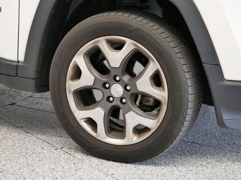 Used 2018 Jeep Compass Limited w/ Safe & Security Group image 15