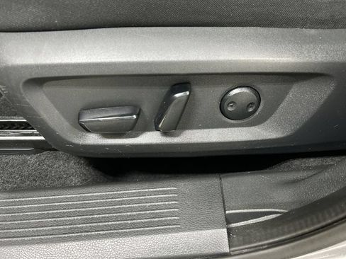 Used 2021 Nissan Rogue SV AWD/4WD image 10