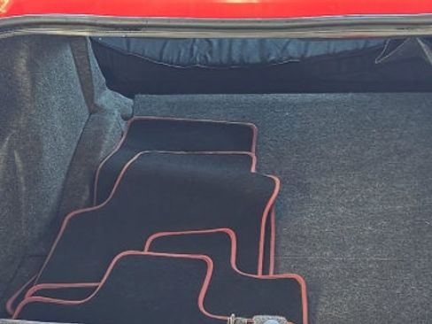 Used 2022 Dodge Challenger SRT Hellcat RWD image 16