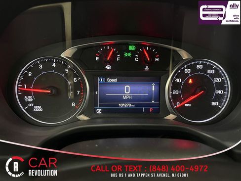 Used 2023 GMC Acadia SLE w/ Driver Convenience Package FWD image 31