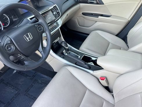 Used 2015 Honda Accord EX-L image 9