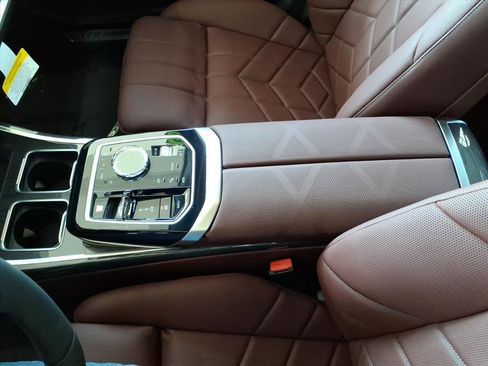 New 2026 BMW 740i xDrive AWD/4WD image 12