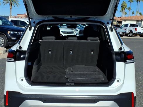 Certified 2025 Volkswagen Tiguan S image 16