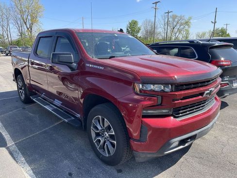 Used 2020 Chevrolet Silverado 1500 RST w/ RST Value Package AWD/4WD image 12