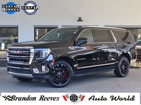 Used 2023 GMC Yukon XL SLT image 1