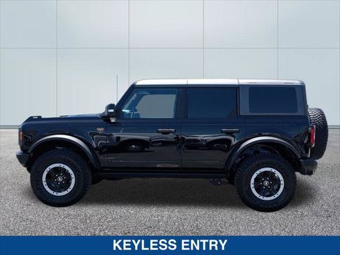 Used 2023 Ford Bronco Badlands AWD/4WD image 2