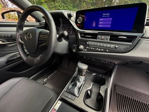 Certified 2024 Lexus ES 350 w/ Premium Package FWD image 20