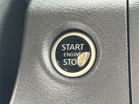 Certified 2023 Nissan Frontier PRO-4X w/ Pro Convenience Package image 47