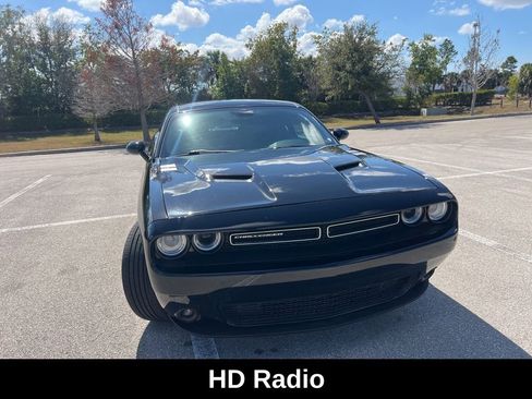 Used 2018 Dodge Challenger SXT Plus image 9