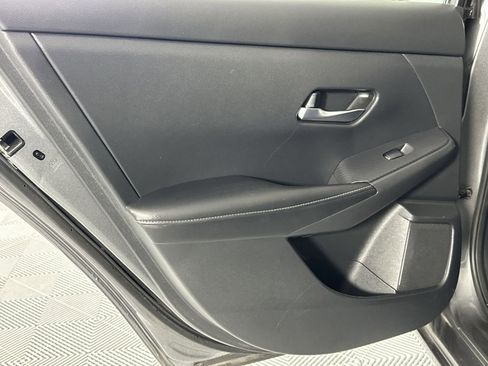 Certified 2021 Nissan Sentra SV w/ Trunk Package FWD image 30
