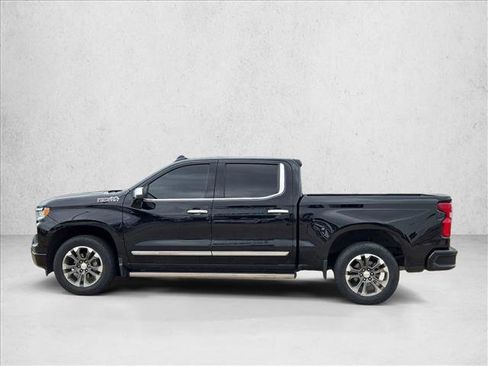 Used 2023 Chevrolet Silverado 1500 High Country w/ Z71 Off-Road Package image 8