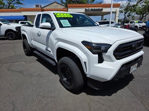 Used 2024 Toyota Tacoma SR5 RWD image 1