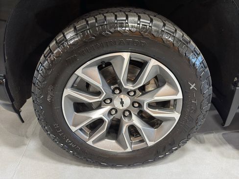 Used 2021 Chevrolet Silverado 1500 RST w/ Convenience Package II image 10