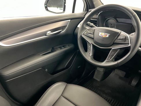 New 2025 Cadillac XT5 Luxury w/ LPO, Floor Liner Package image 12