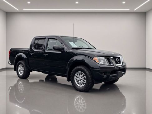 Used 2019 Nissan Frontier SV w/ Value Truck Package AWD/4WD image 8