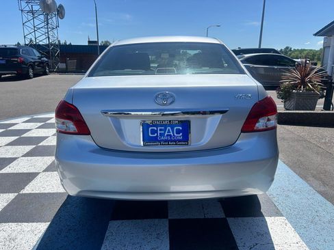 Used 2012 Toyota Yaris Sedan FWD image 4