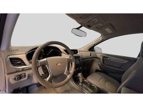 Used 2015 Chevrolet Traverse LT w/ Style and Technology Package AWD/4WD image 11