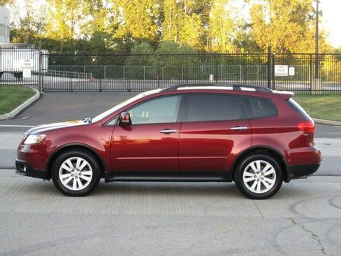 Used 2010 Subaru Tribeca Limited image 6