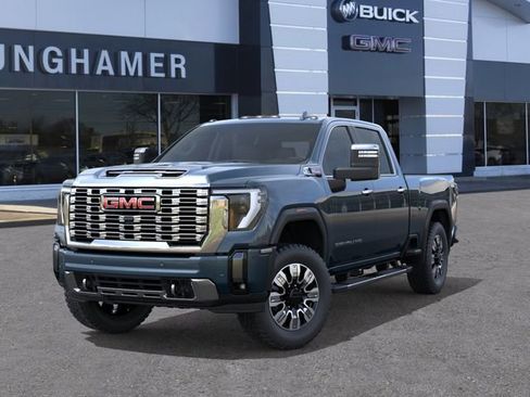 New 2026 GMC Sierra 2500 Denali w/ Denali Reserve Package AWD/4WD image 6