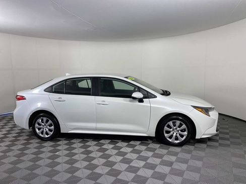 Used 2026 Toyota Corolla LE FWD image 10