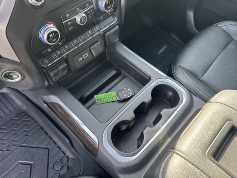 Used 2021 GMC Sierra 1500 Elevation w/ Preferred Package image 14