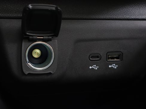 Used 2024 Chevrolet TrailBlazer RS w/ Convenience Package FWD image 26