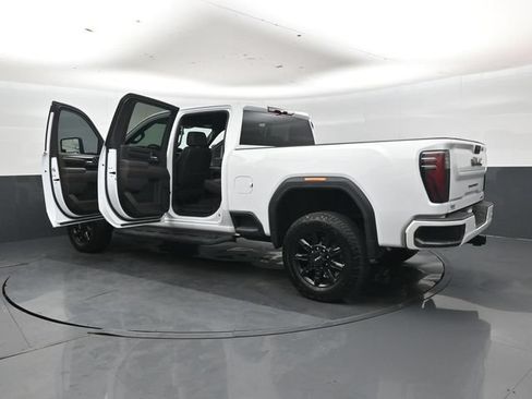Used 2025 GMC Sierra 2500 AT4 AWD/4WD image 47