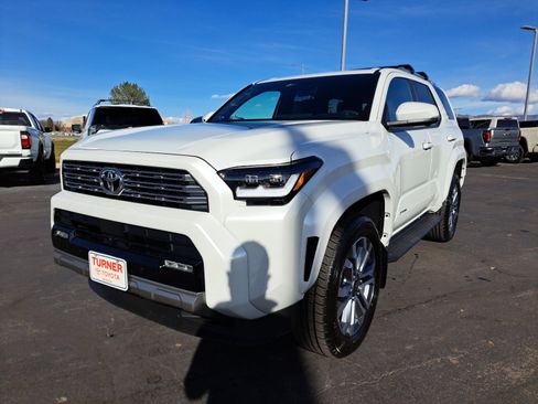 New 2025 Toyota 4Runner Limited image 9