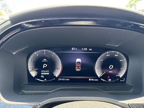 Used 2023 INFINITI QX60 Luxe w/ Cargo Package FWD image 31