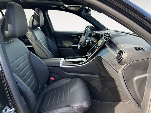 Used 2023 Mercedes-Benz GLC 300 4MATIC image 15