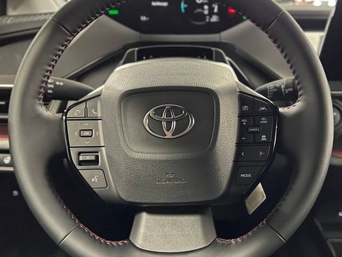 New 2026 Toyota Prius Plug-In Hybrid FWD image 30
