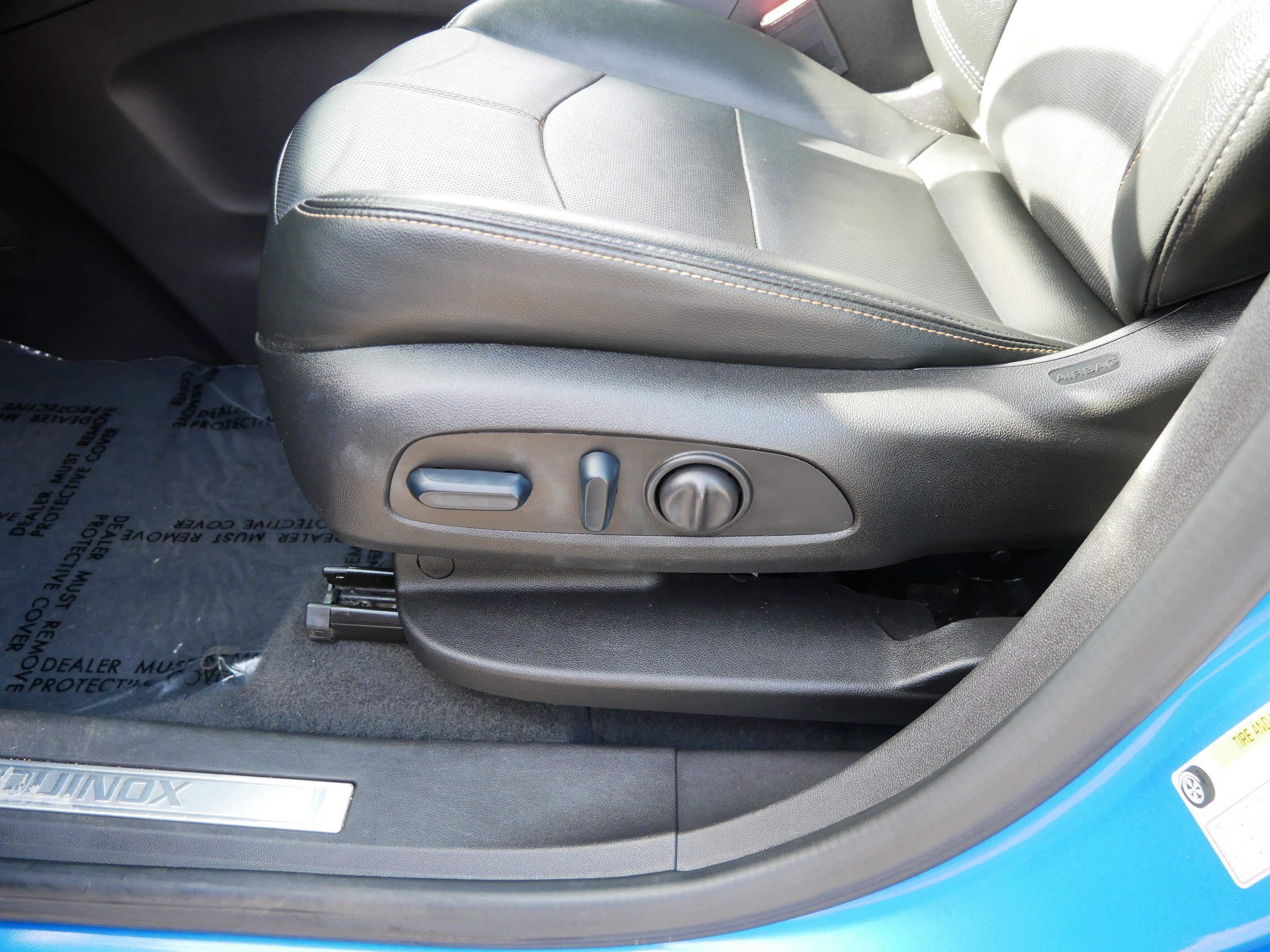 Used 2024 Chevrolet Equinox Premier AWD/4WD image 22