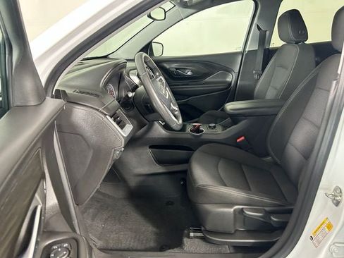 Used 2023 GMC Terrain SLE w/ Elevation Edition AWD/4WD image 11