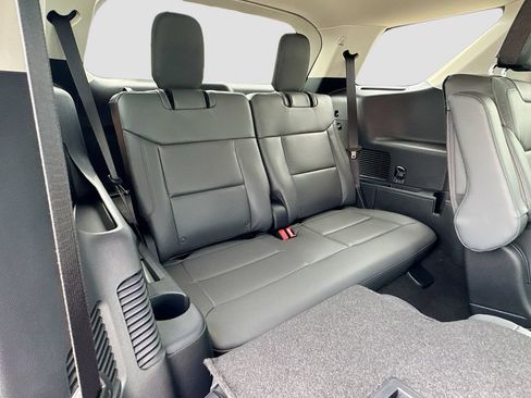 New 2026 Ford Explorer Active w/ Active Comfort Package RWD image 27