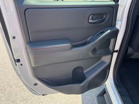 New 2026 Nissan Frontier Pro-X w/ Tow Package RWD image 14
