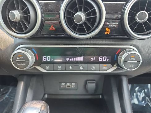 Used 2020 Nissan Sentra SR FWD image 28