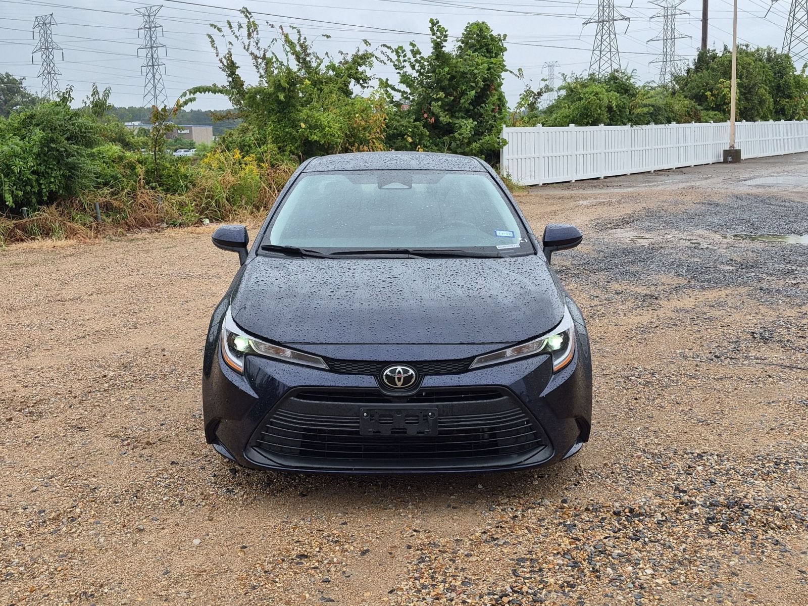 Used 2025 Toyota Corolla LE FWD image 9